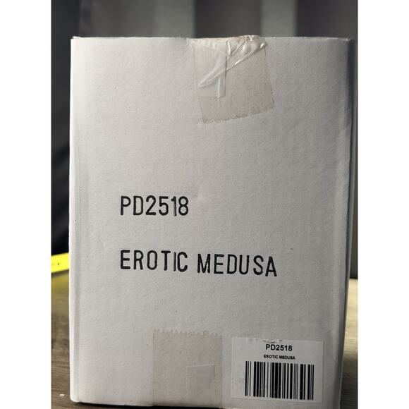 Authentic J. Tipton Medusa Statue 8” Signed Solid Resin Fantasy Art Figurine NIB - Picture 13 of 13